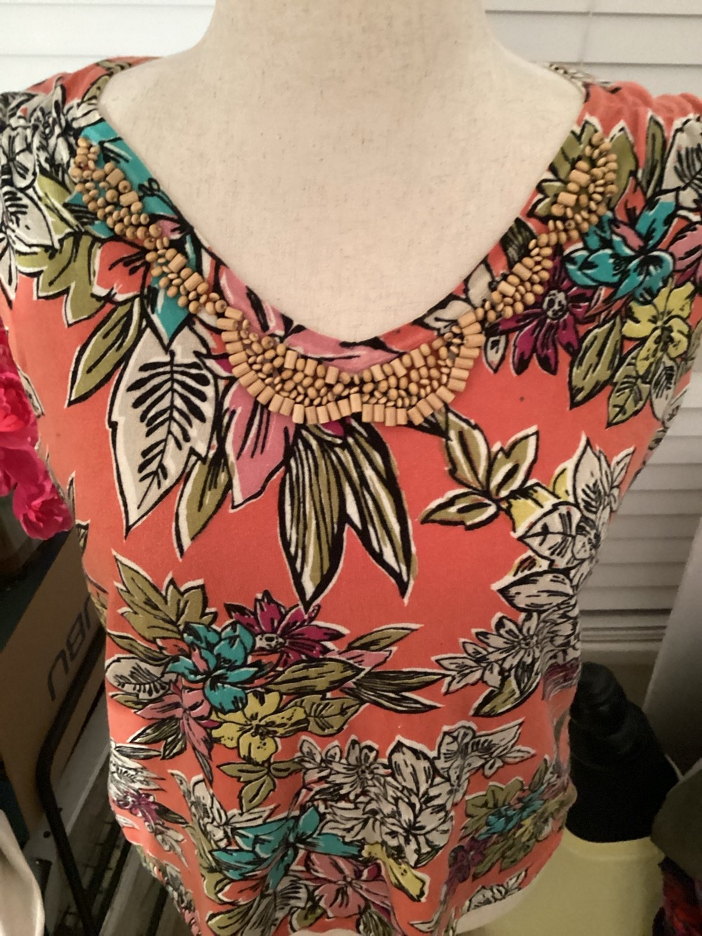 Cable & Gauge Coral Floral Beaded Neck Sleeveless Top